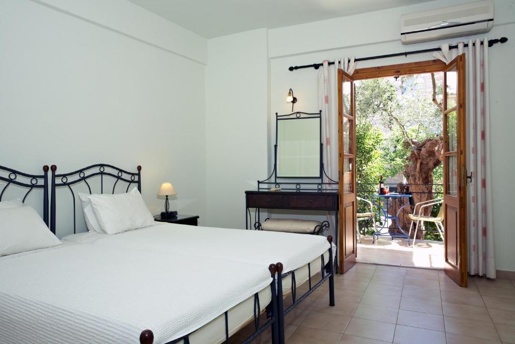 Anniska Hotel Kardamyli Pokój zdjęcie